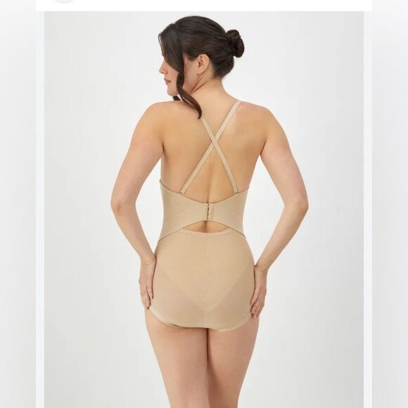 Maidenform Convertible Body Shaper 40D NWT - Picture 2 of 10